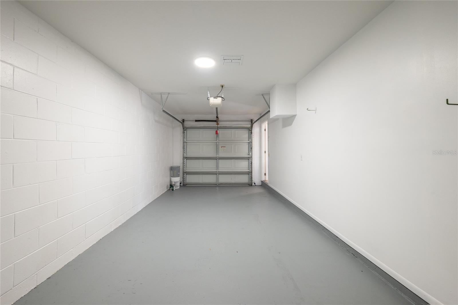 HIDDEN LAKE VILLAS PH 3 - Residential