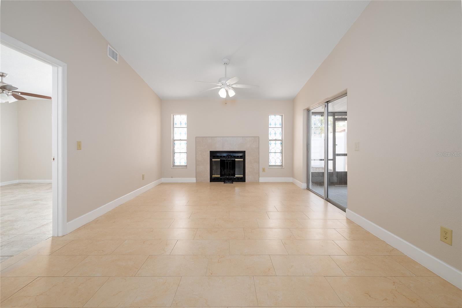 HIDDEN LAKE VILLAS PH 3 - Residential