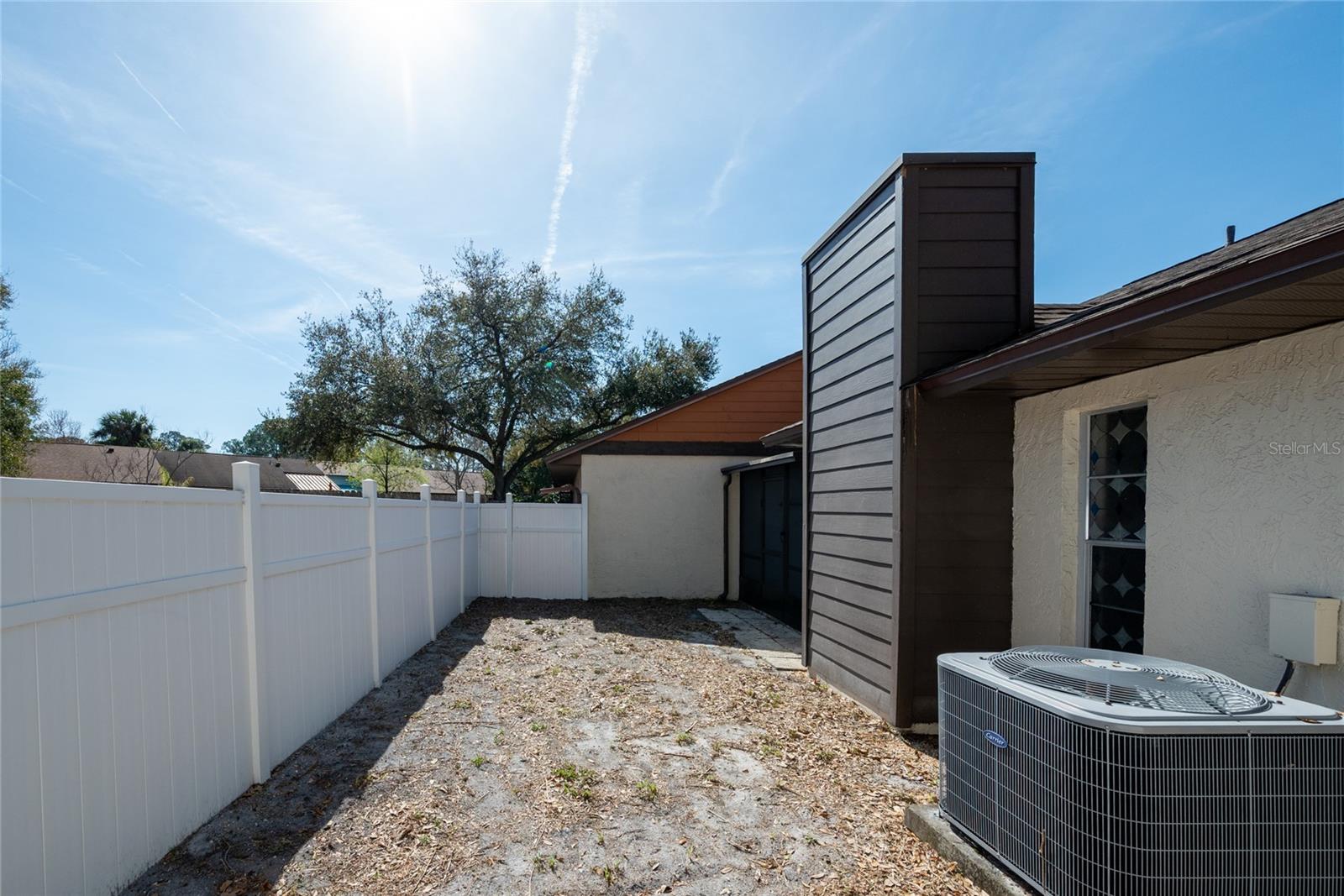 HIDDEN LAKE VILLAS PH 3 - Residential