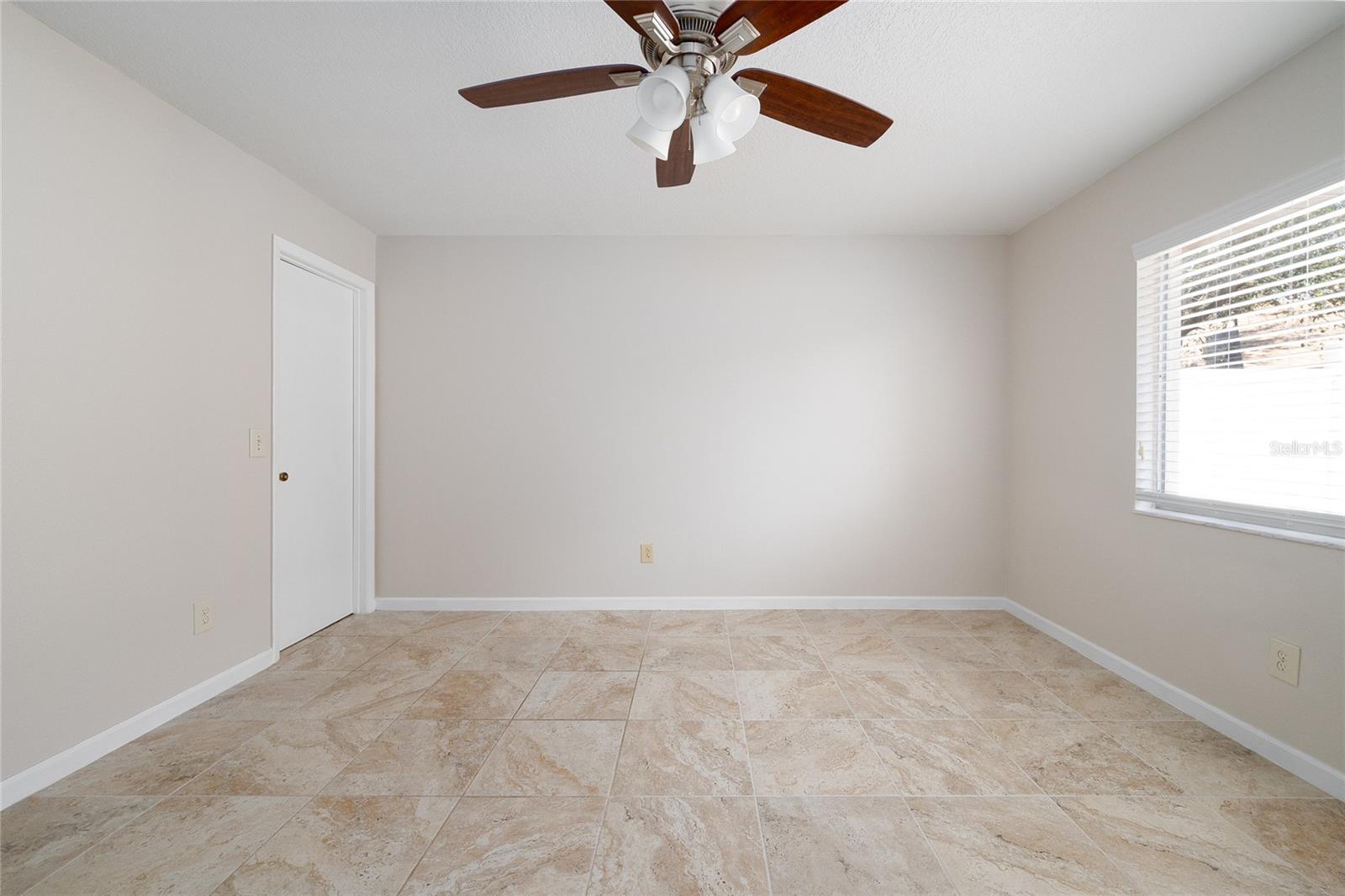 HIDDEN LAKE VILLAS PH 3 - Residential