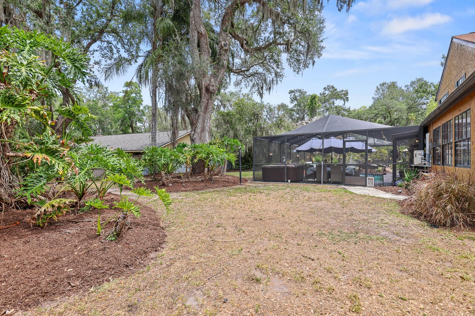 BLOOMINGDALE SEC D UNIT - Residential