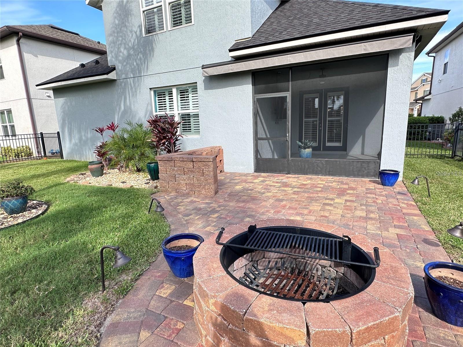 DRAYTON-PRESTON WOODS AT PROVIDENCE - Residential Lease