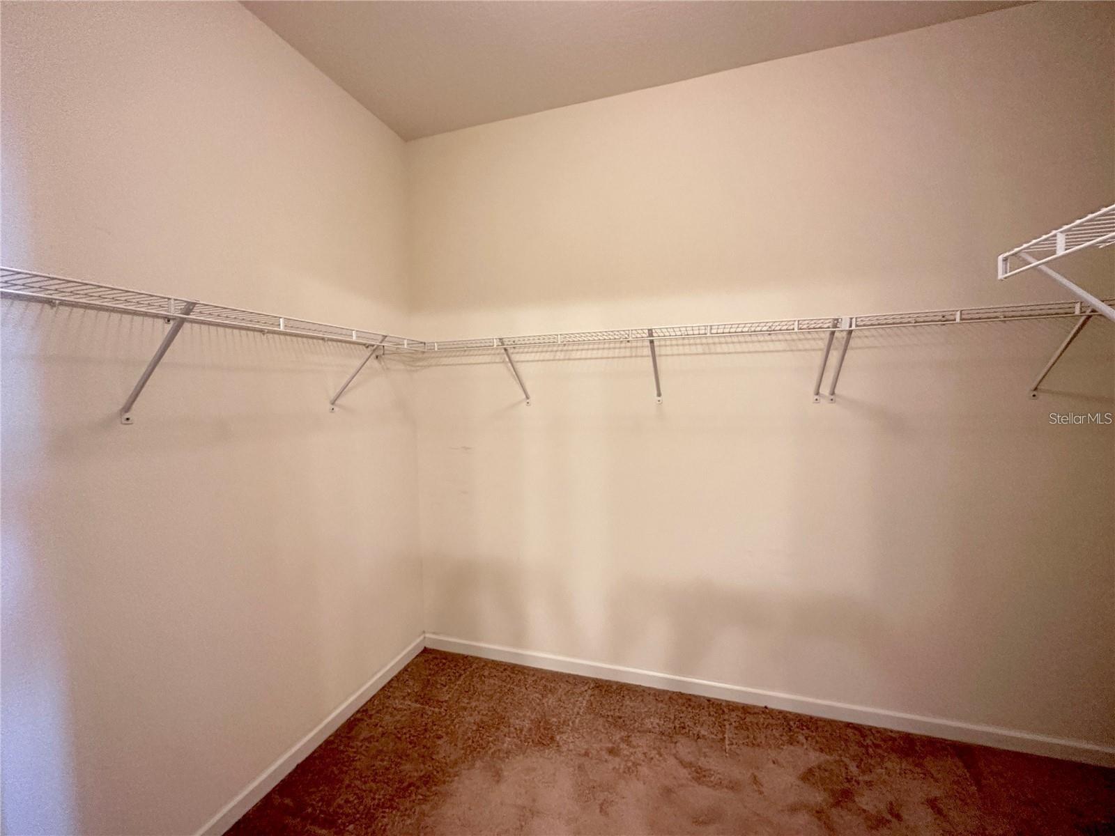 DRAYTON-PRESTON WOODS AT PROVIDENCE - Residential Lease