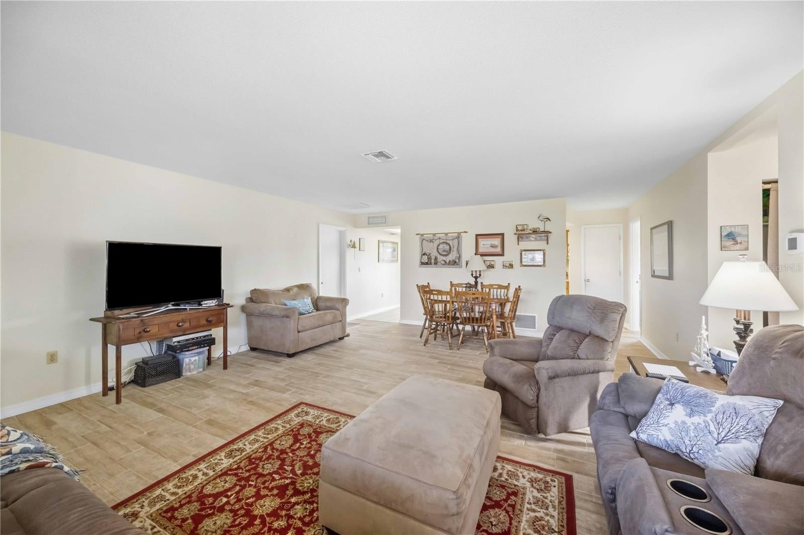 2655 LEAR ROAD, ENGLEWOOD, FL, 34224 3 2655 LEAR ROAD