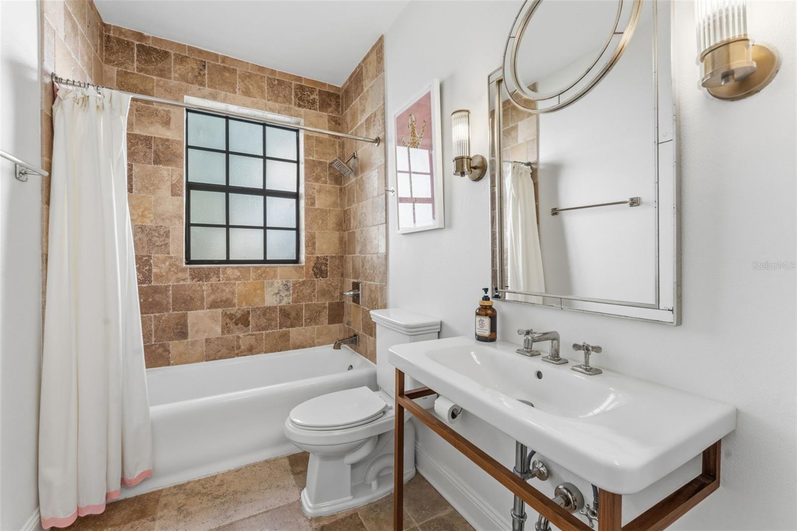 MARYLAND MANOR REV - Residential