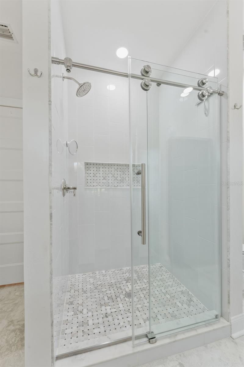 MARYLAND MANOR REV - Residential