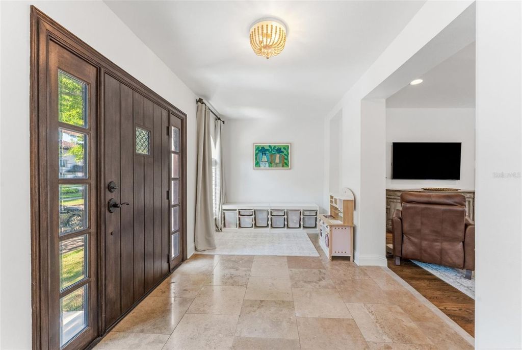 Photo of 4301 W San Juan Street, Tampa, FL 33629 (MLS # TB8492142)