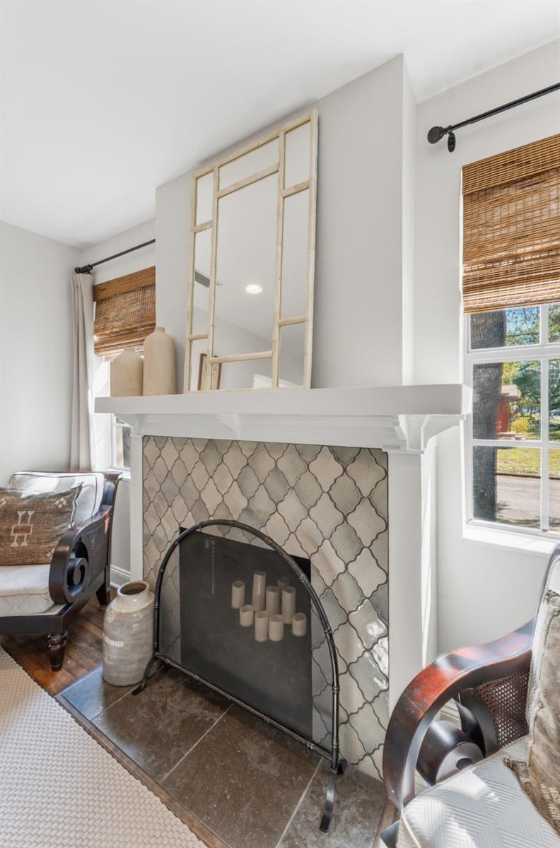 MARYLAND MANOR REV - Residential