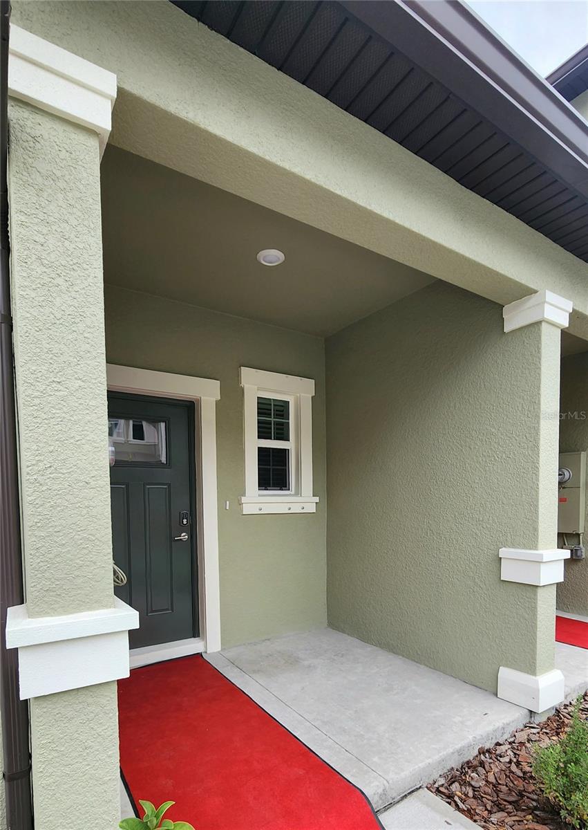 D06 HAWK TOWNHOMES - Residential Lease