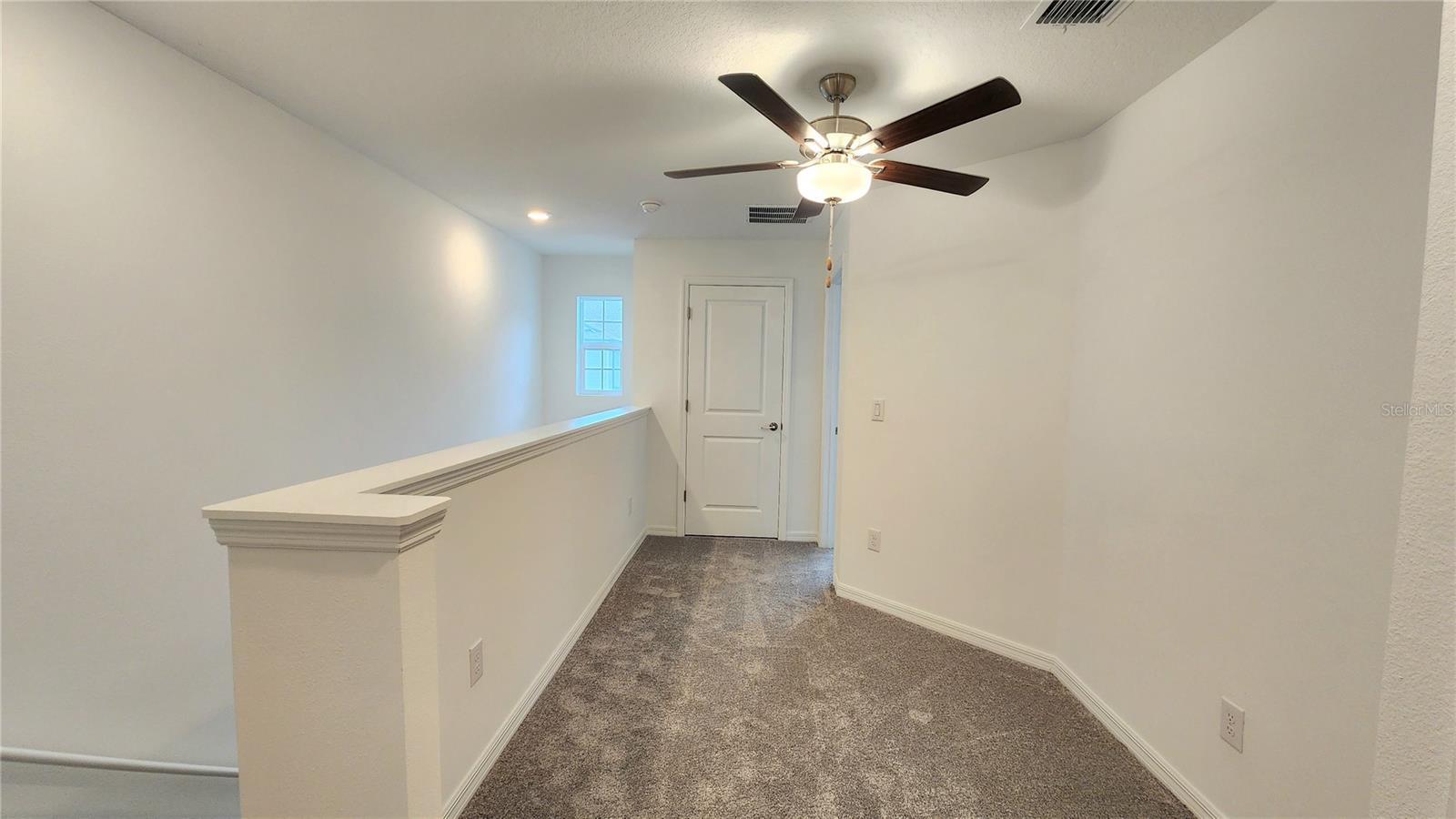 D06 HAWK TOWNHOMES - Residential Lease