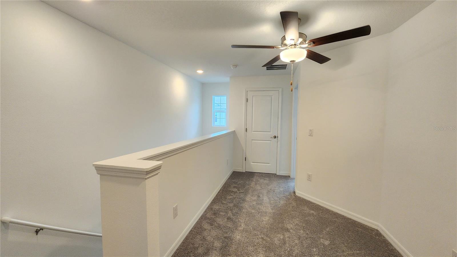 D06 HAWK TOWNHOMES - Residential Lease