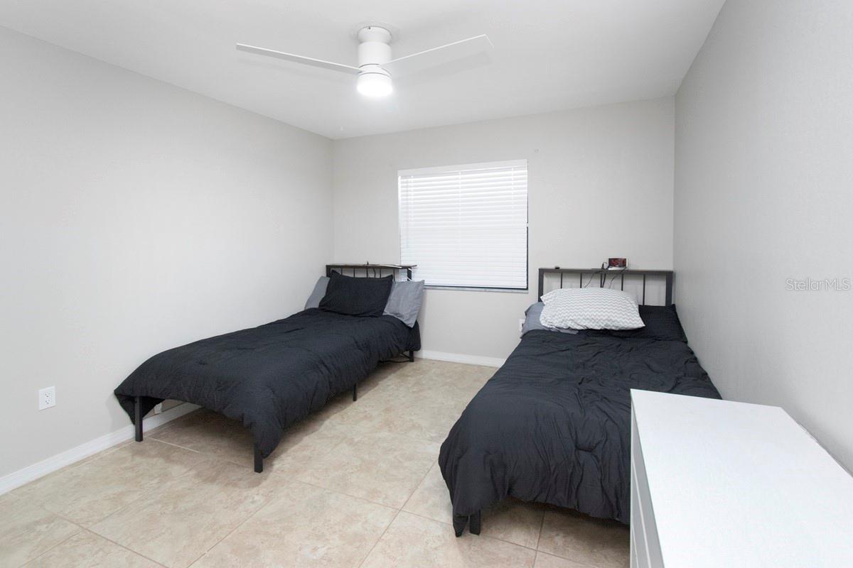 KENSINGTON WOODS - Residential