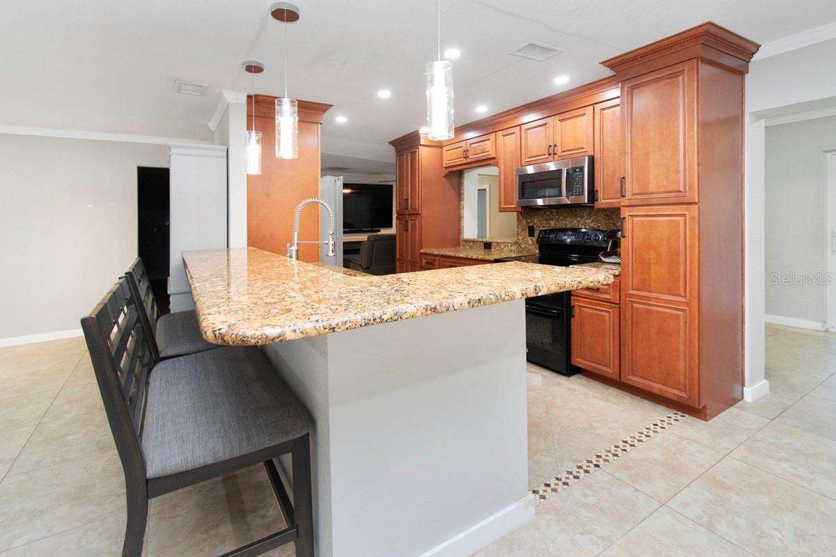 KENSINGTON WOODS - Residential