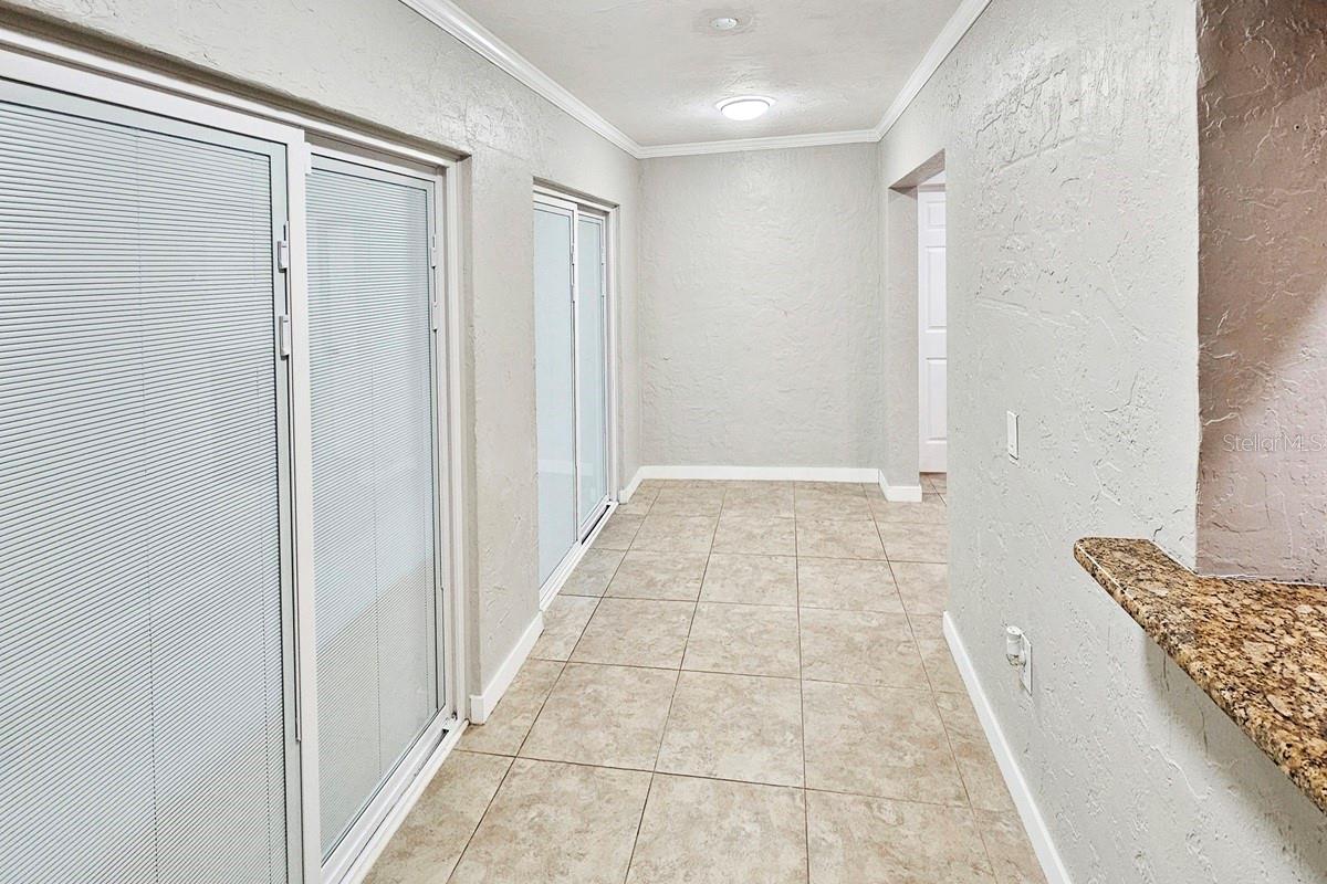 KENSINGTON WOODS - Residential