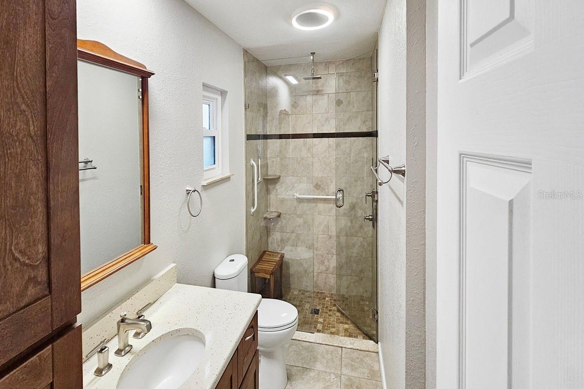 KENSINGTON WOODS - Residential