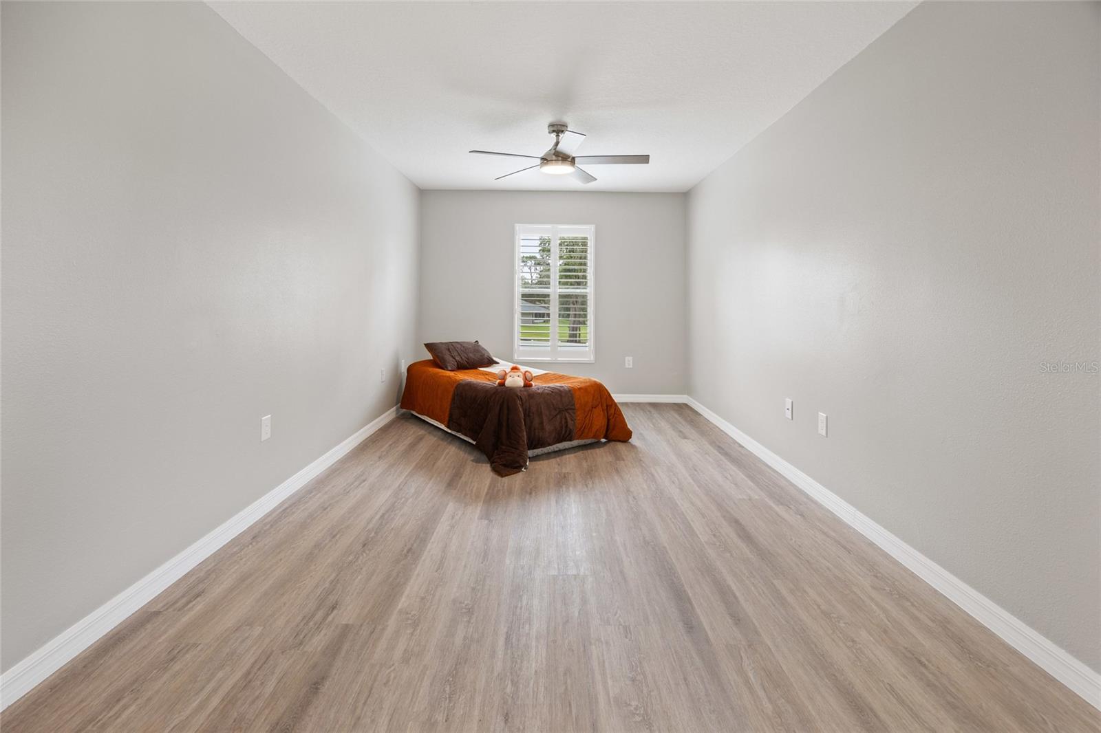 MAGNOLIA POINTE - Residential