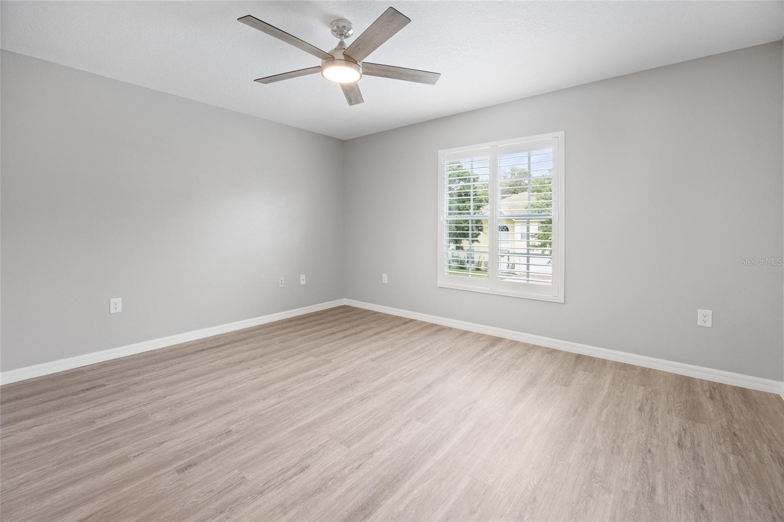 MAGNOLIA POINTE - Residential