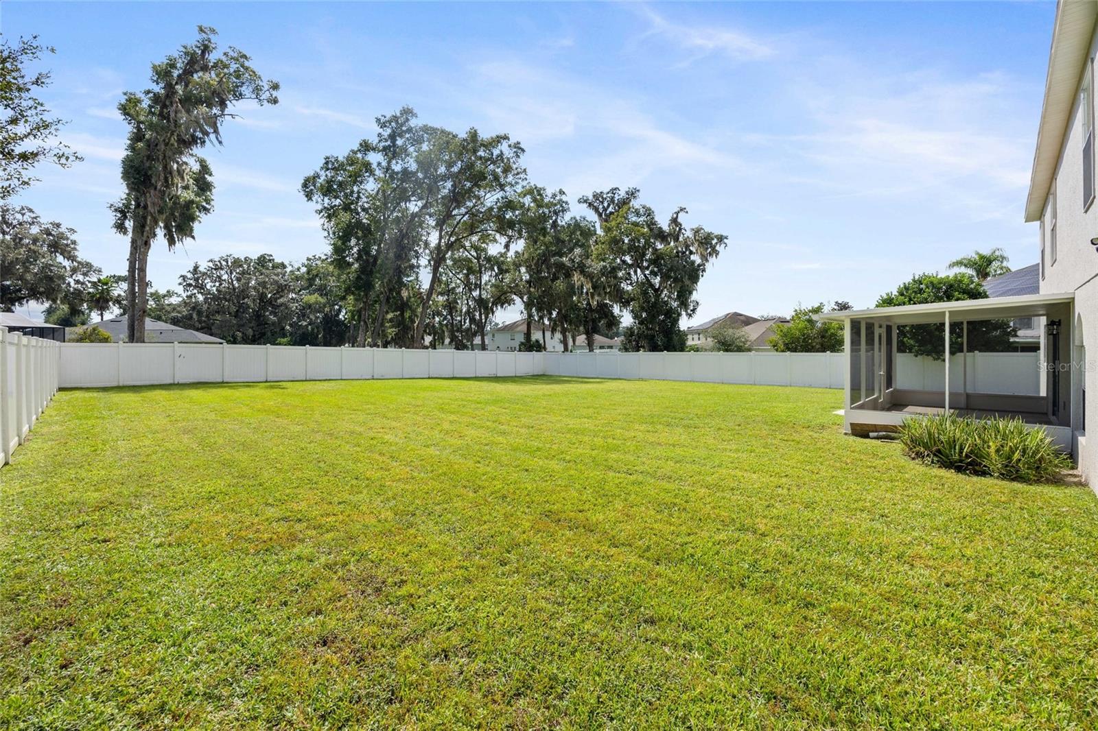 MAGNOLIA POINTE - Residential