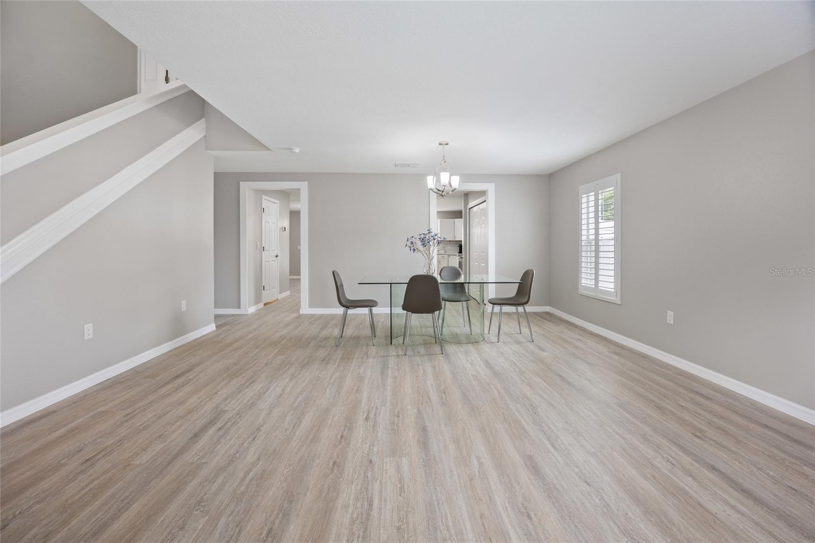 MAGNOLIA POINTE - Residential