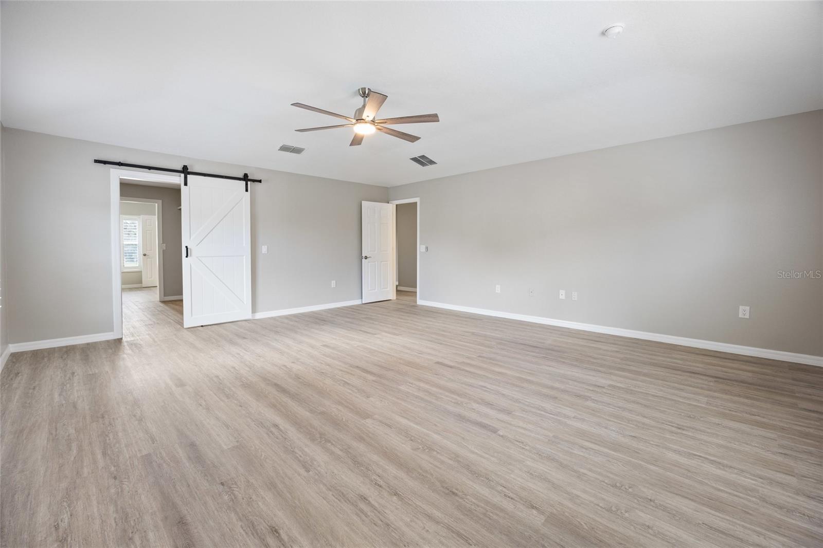 MAGNOLIA POINTE - Residential