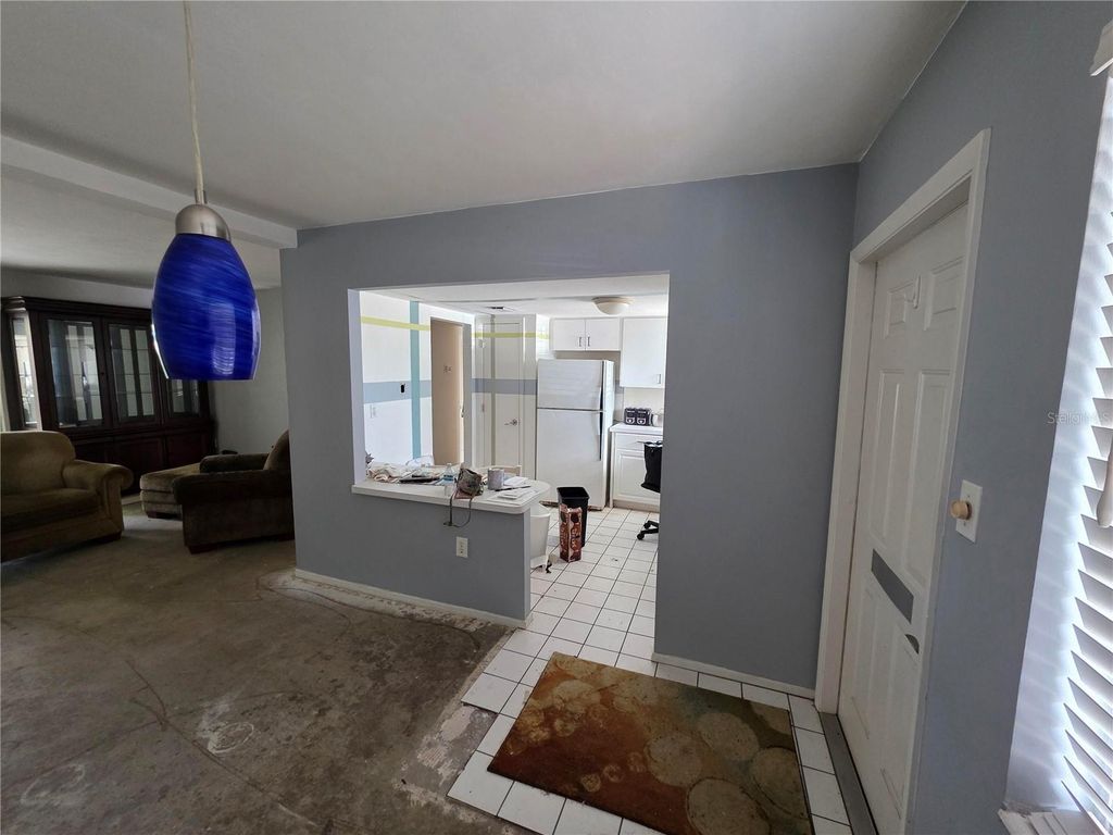 Photo of 2103 Canal Drive #B7, Bradenton, FL 34207 (MLS # O6359022)