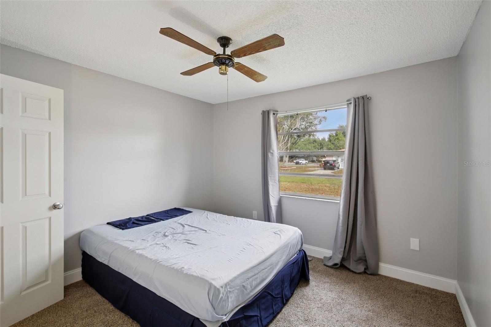 COUNTRY VILLAGE - Residential