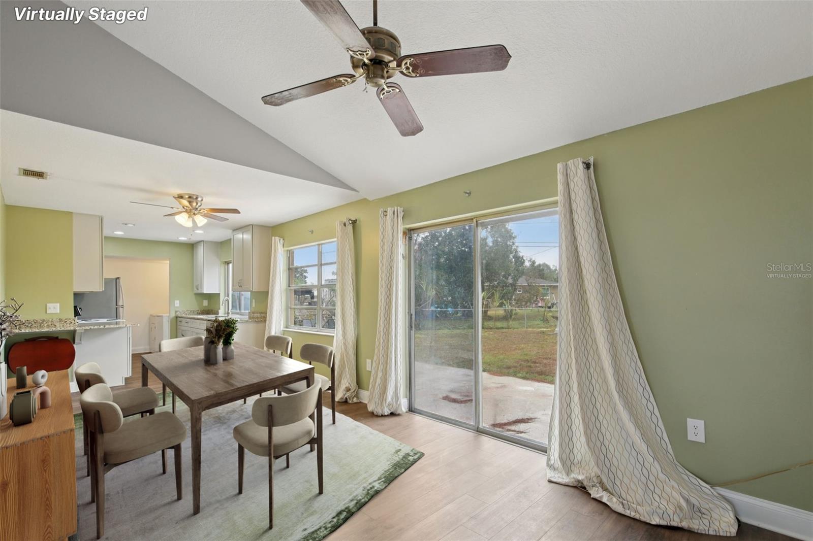 COUNTRY VILLAGE - Residential