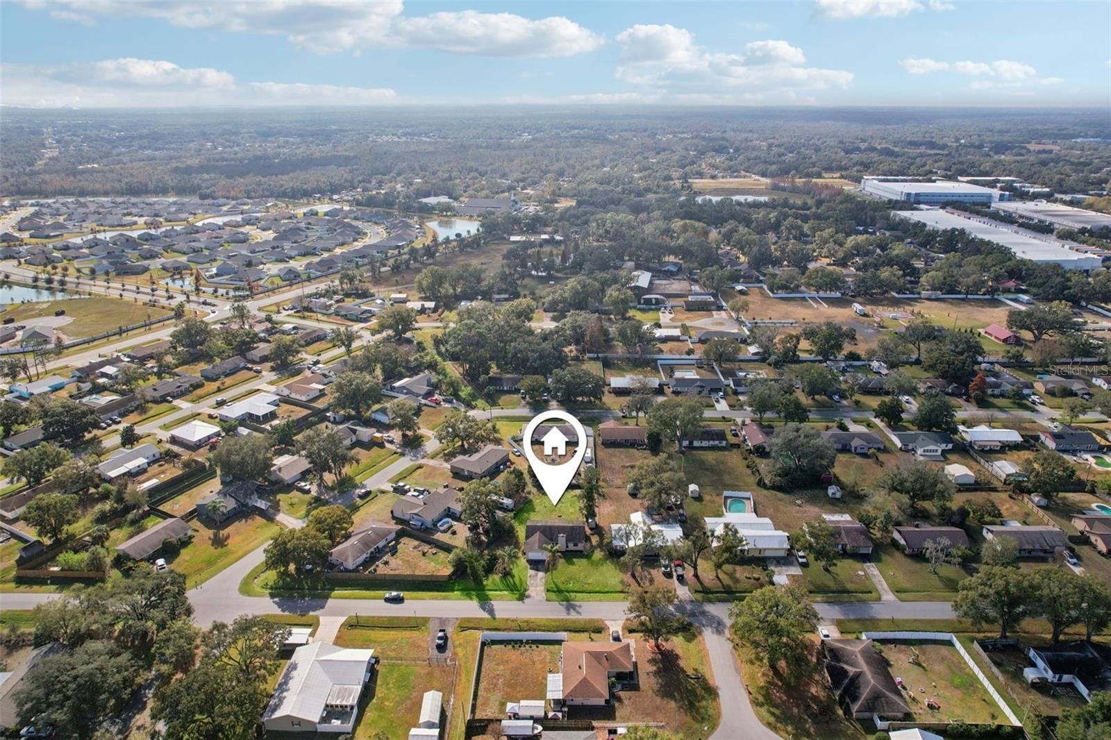 COUNTRY VILLAGE - Residential