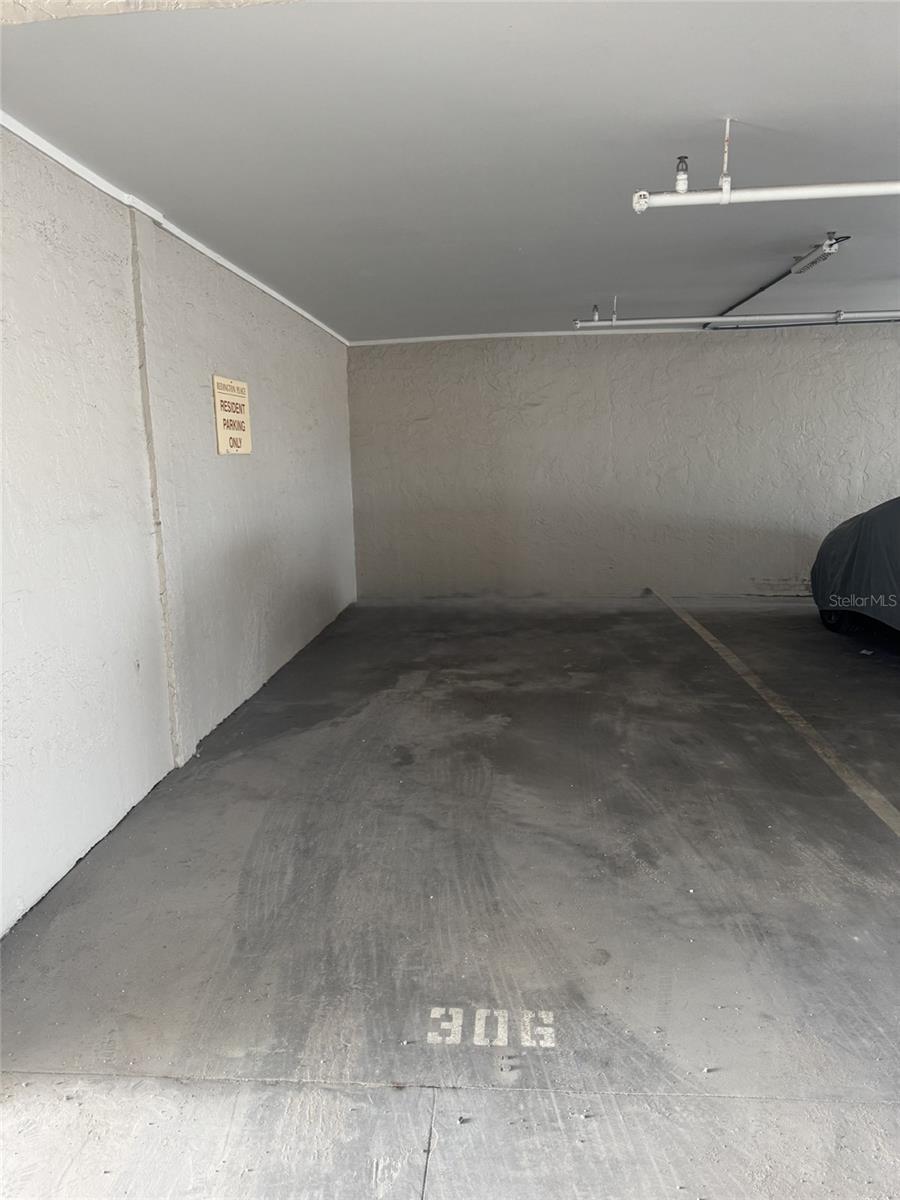 REDINGTON PLACE CONDO - Residential