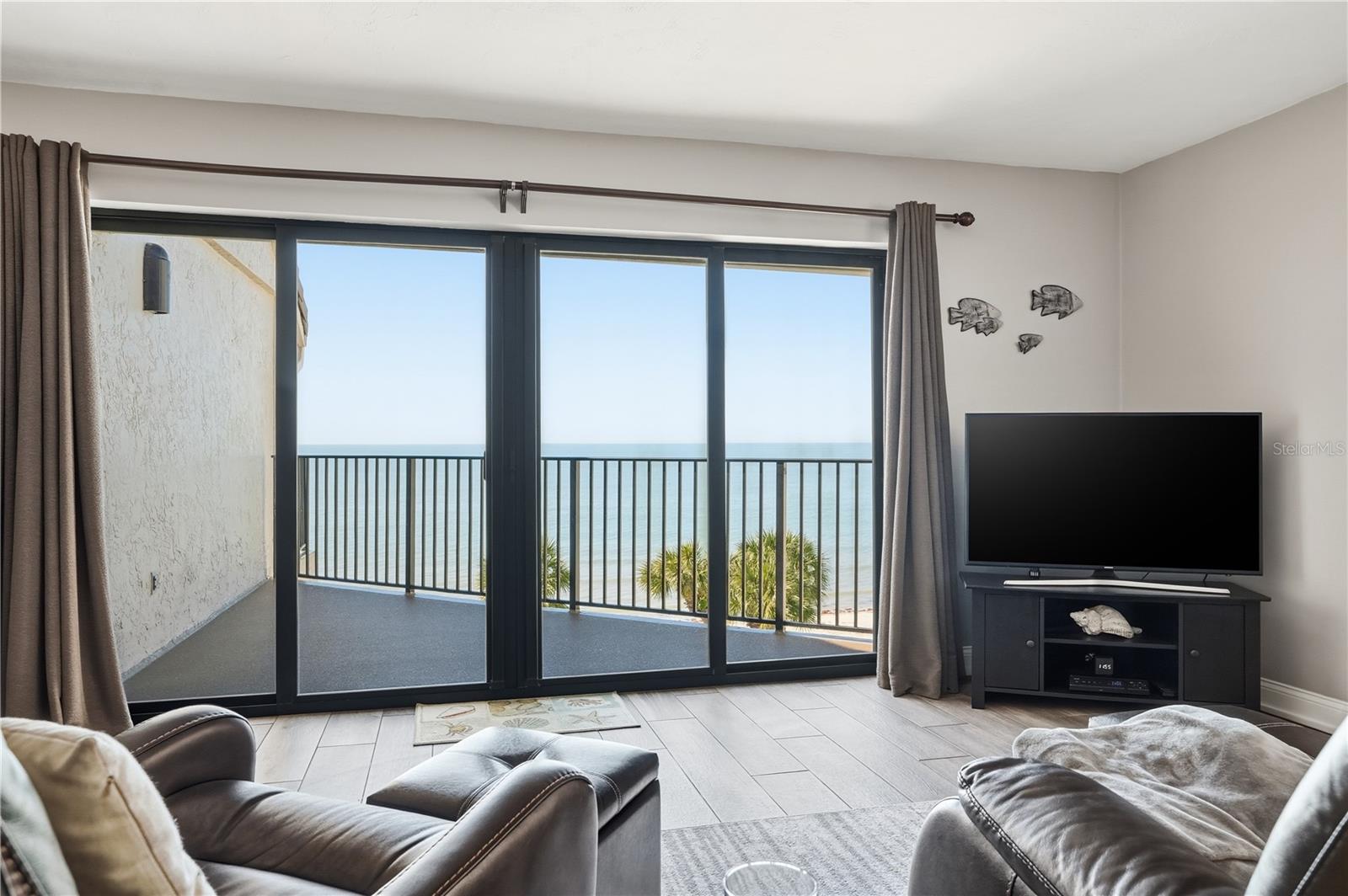 REDINGTON PLACE CONDO - Residential