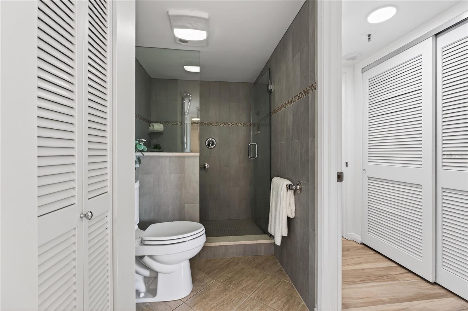 PELICAN BAY YACHT CLUB CONDO BLDG A - Residential