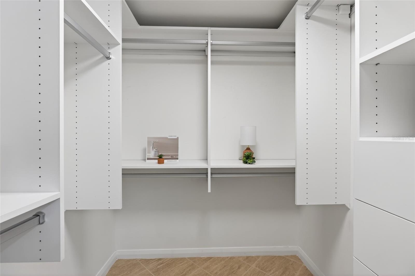 PELICAN BAY YACHT CLUB CONDO BLDG A - Residential