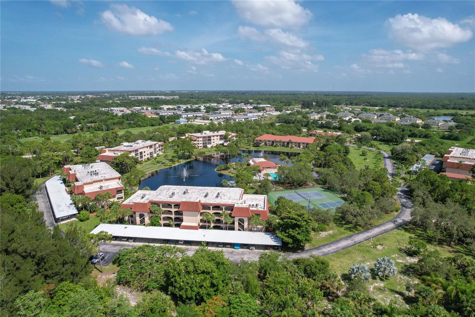 ROLLS LANDING PH 01 BLDG 08 - Residential