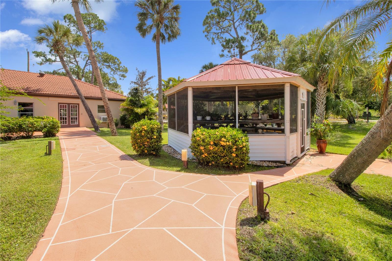 ROLLS LANDING PH 01 BLDG 08 - Residential