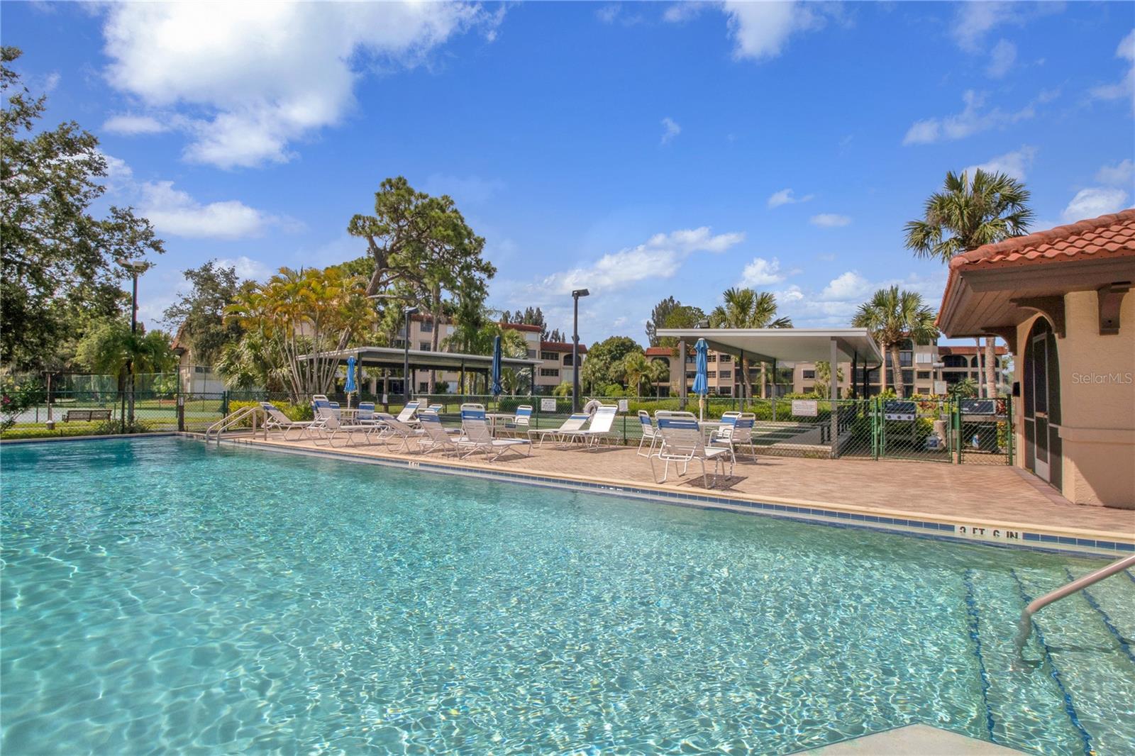 ROLLS LANDING PH 01 BLDG 08 - Residential