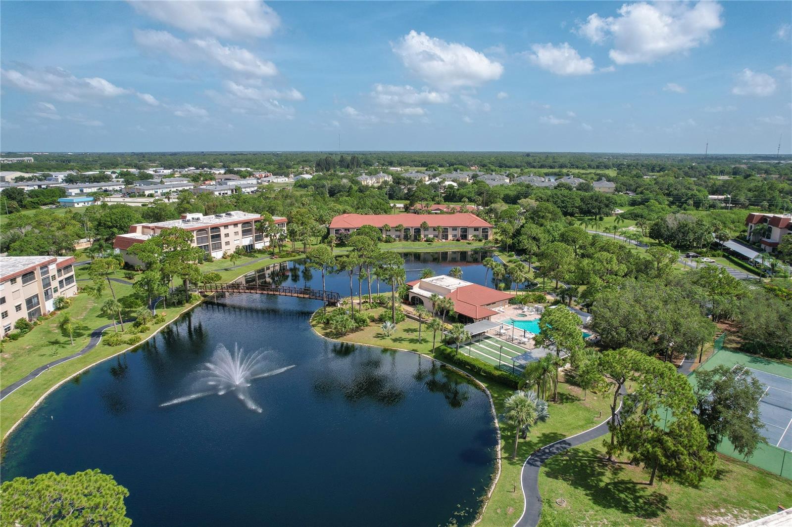 ROLLS LANDING PH 01 BLDG 08 - Residential