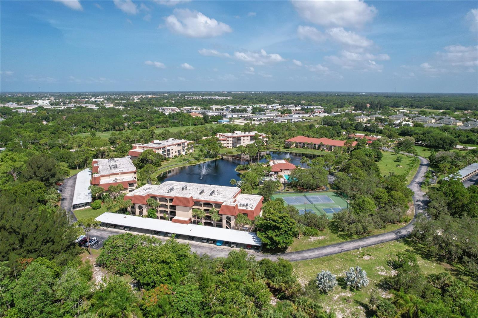 ROLLS LANDING PH 01 BLDG 08 - Residential