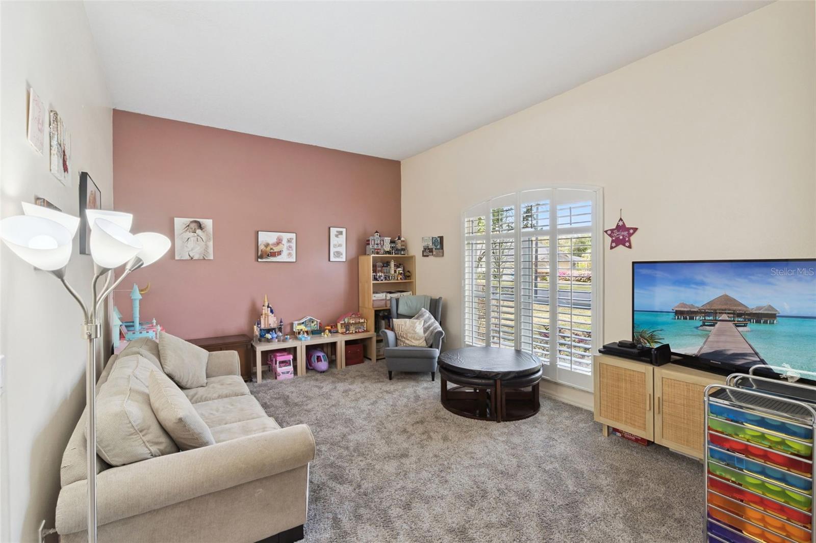 1529 GRASSY RIDGE LANE