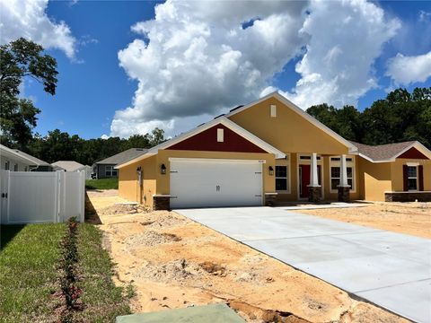 A home in SILVER SPRINGS