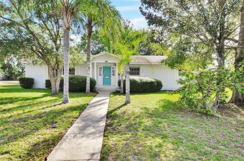 Photo of 818 Eastover Circle, Deland, FL 32724 (MLS # V4944656)