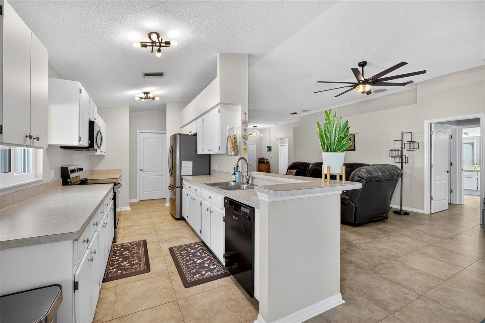 BLOOMINGDALE TRAILS - Residential