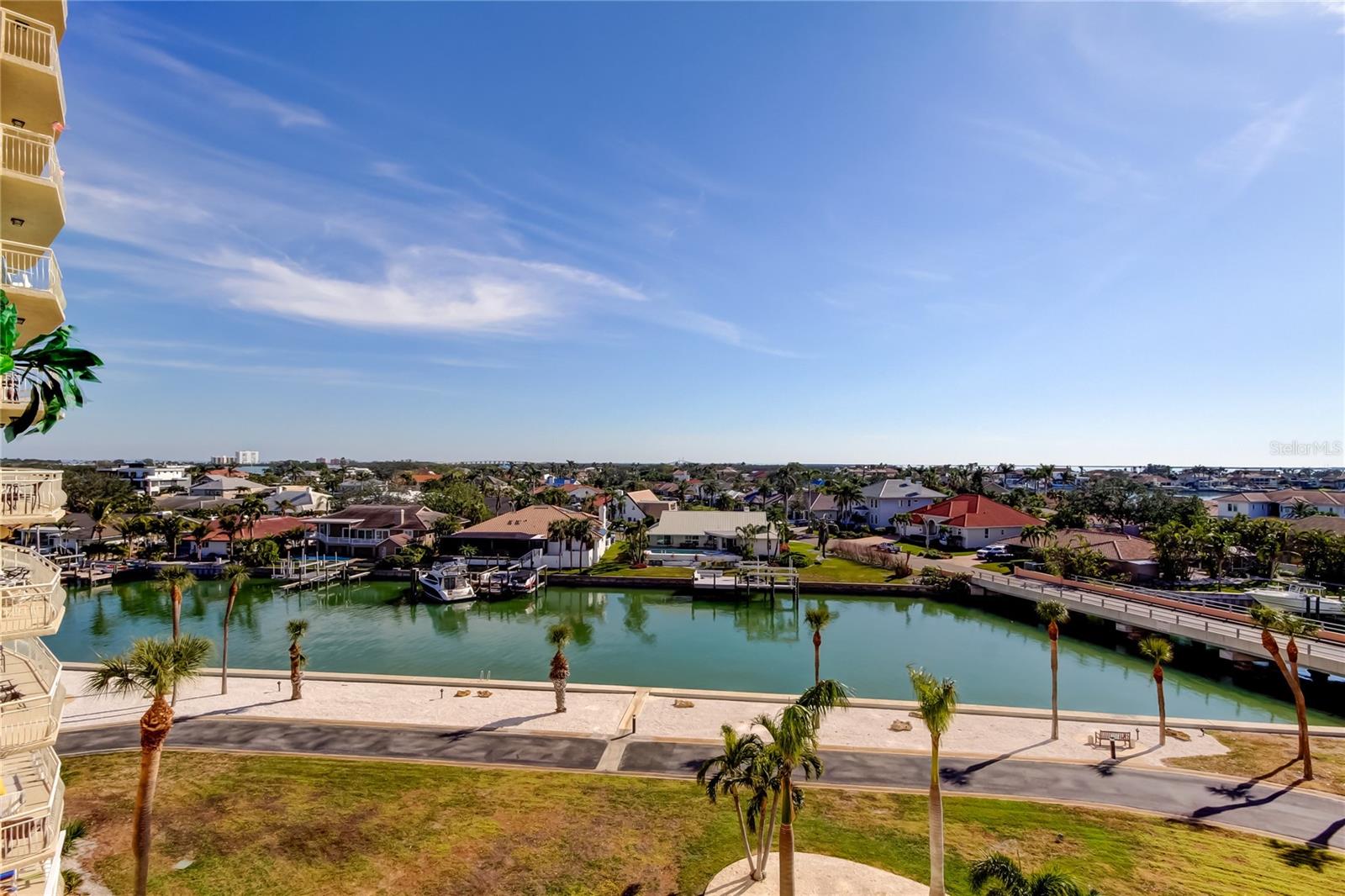 BAYWAY ISLES POINT BRITTANY SIX - Residential