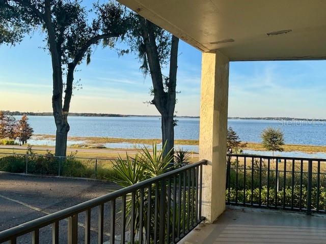 CLERMONT LAKE MINNEOLA CONDO - Residential Lease