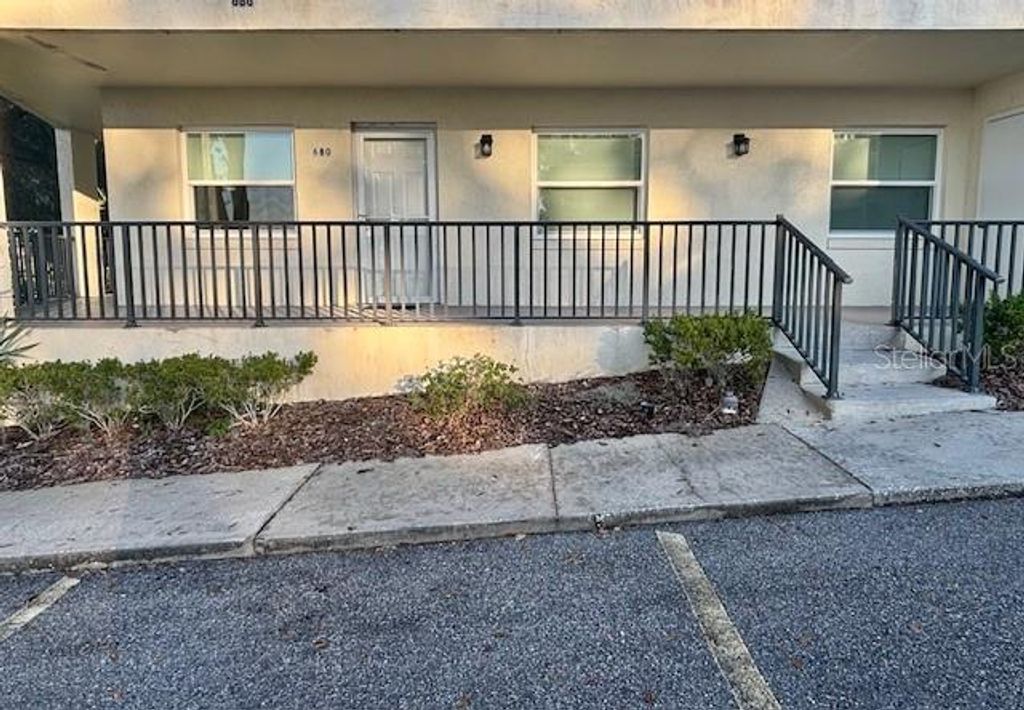 Photo of 680 W Osceola St #101, Clermont, FL 34711 (MLS # O6366612)