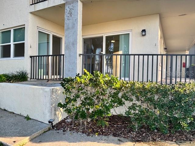 CLERMONT LAKE MINNEOLA CONDO - Residential Lease