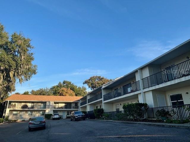 CLERMONT LAKE MINNEOLA CONDO - Residential Lease