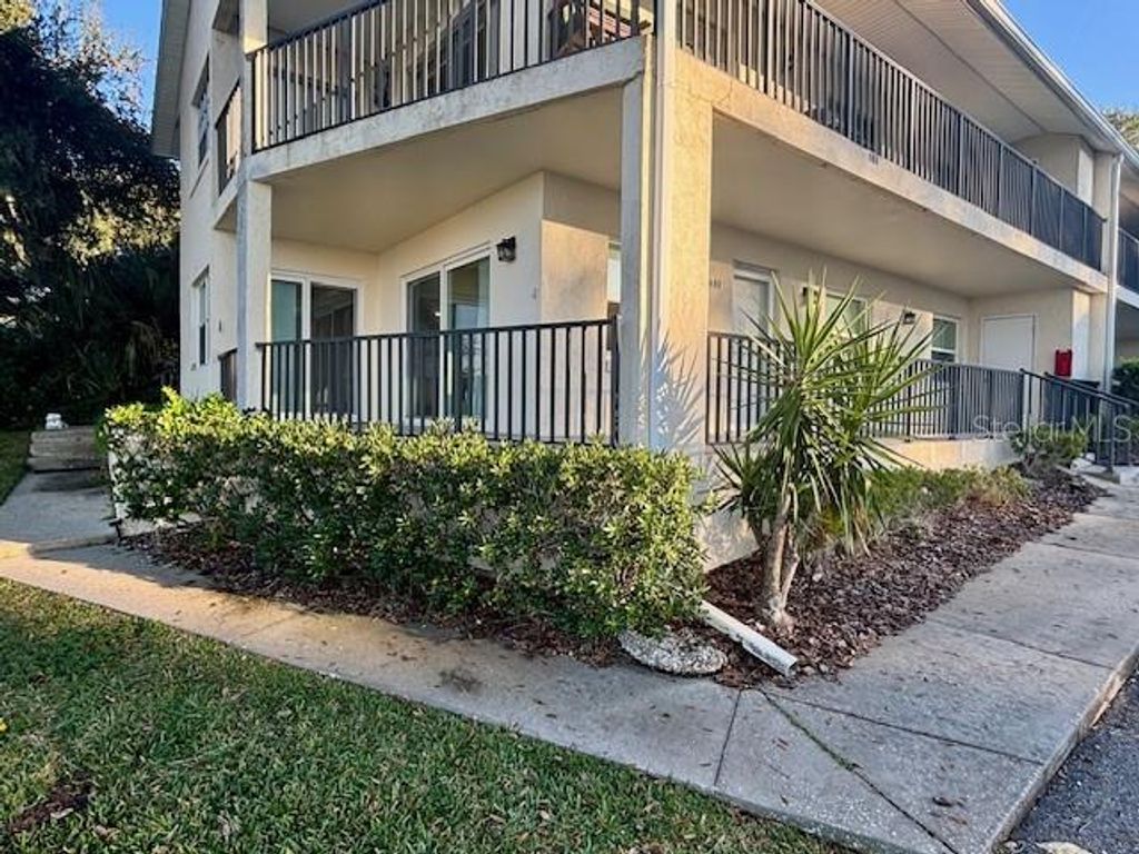 Photo of 680 W Osceola St #101, Clermont, FL 34711 (MLS # O6366612)