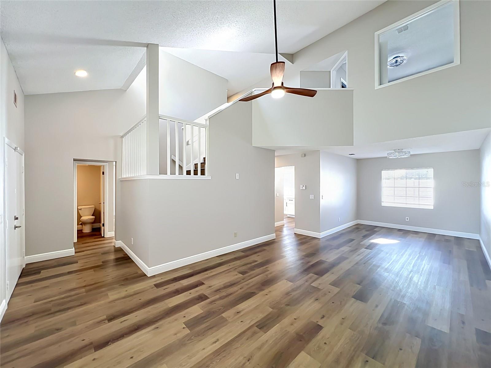 COUNTRY LANE - Residential