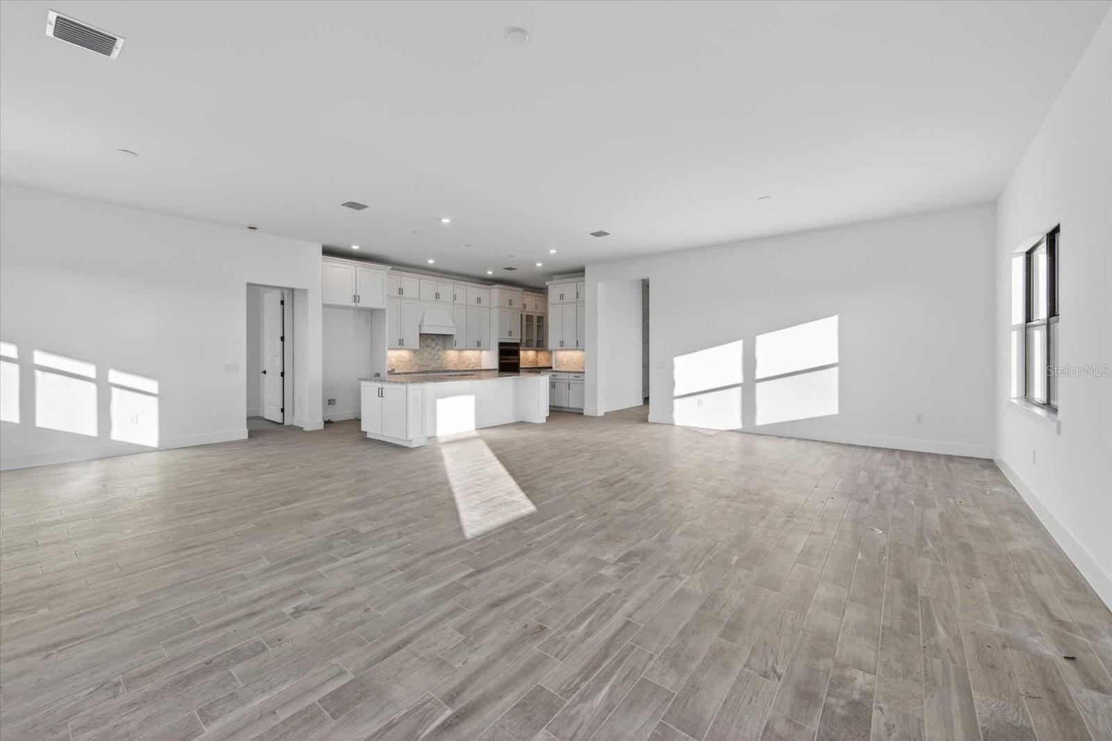 DEL WEBB CATALINA AT LAKEWOOD RANCH PH I - Residential Lease