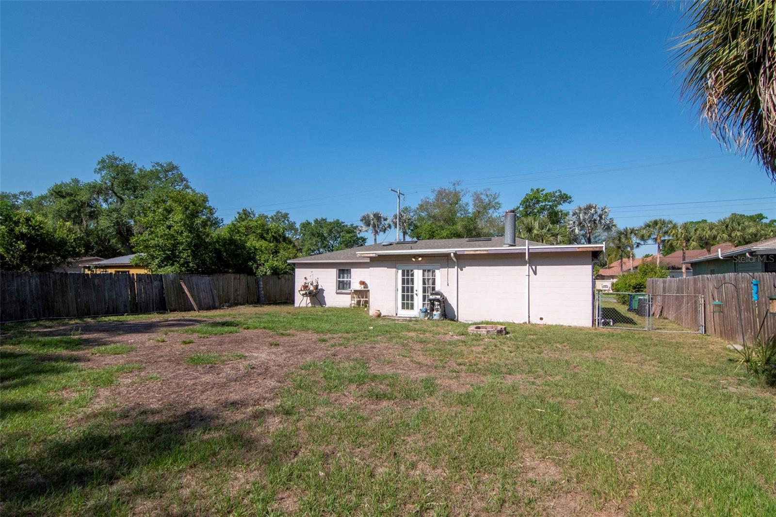 GOLFLAND OF TAMPAS NORTH SIDE - Residential